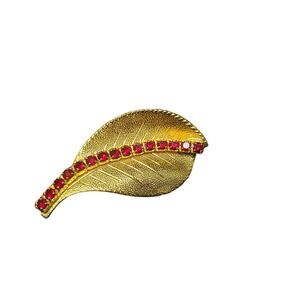 Vintage Corner Leaf Design Gold Tone Abstract Shape Swirly Curl Pin / Brooch